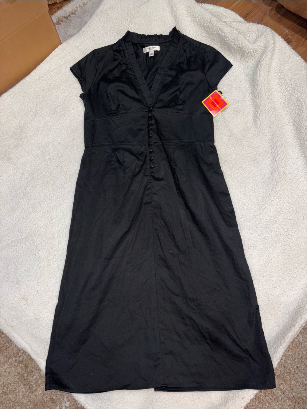 New Black Isaac Mizrahi V-Neck Button-Front Women's Dress Size 12